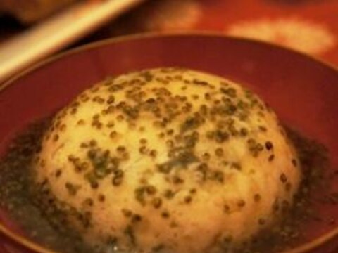 山芋の青海苔饅頭、とんぶり餡で